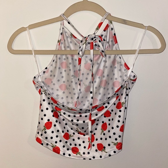 Strawberry crop top - Picture 2 of 2